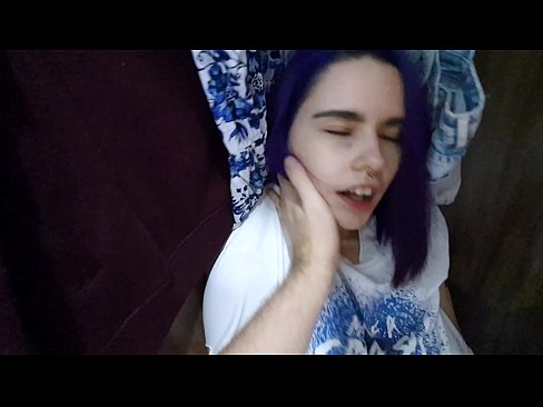 ❤️ Leidsin oma õe kapist ja aitasin tal cumida ☑ Kaunis porno at et.xxxnd.ru